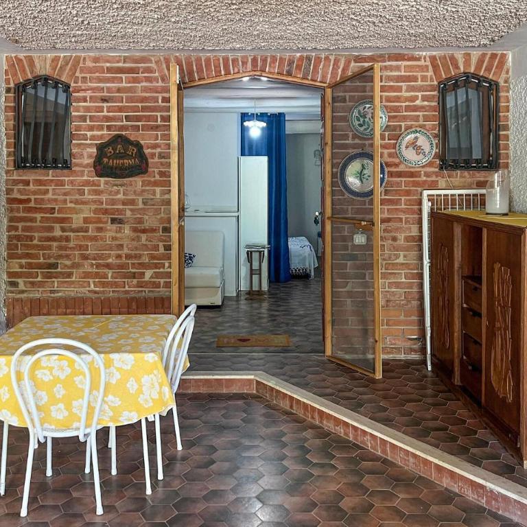 1 Bedroom Gorgeous Apartment In Siracusa - Appartamento con 1 Camera da Letto - 2
