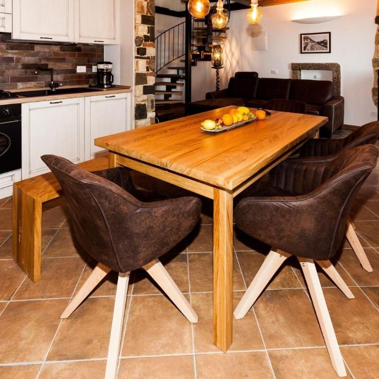 Estate - Vacation Home - 2