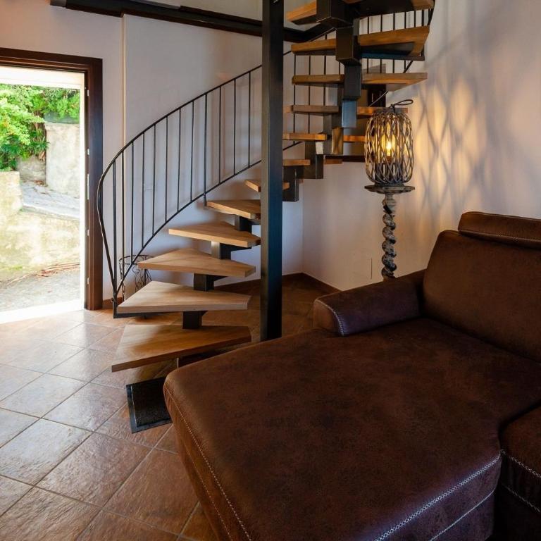 Estate - Vacation Home - 12