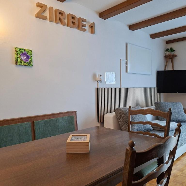 Ferienwohnung Zirbe - Monolocale con Balcone - 3