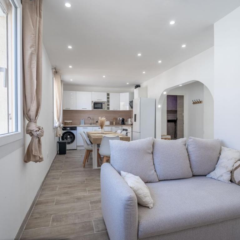 Port-la-Nouvelle 6p - Appartement Supérieur - Vue sur Ville - 1
