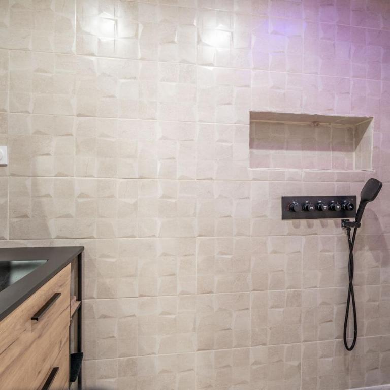 Port-la-Nouvelle 6p - Appartement Supérieur - Vue sur Ville - 11