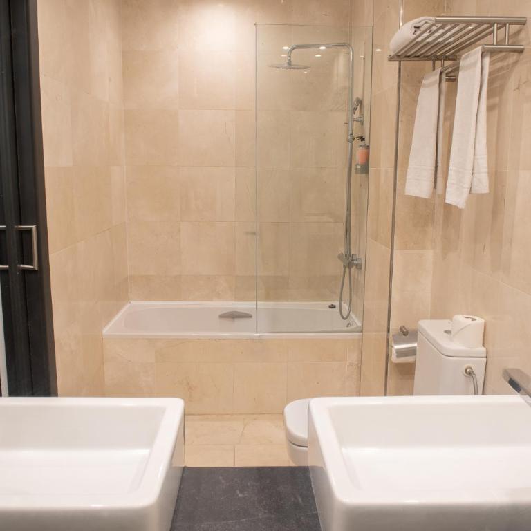 May Ramblas Hotel - Suite Familiar - 4