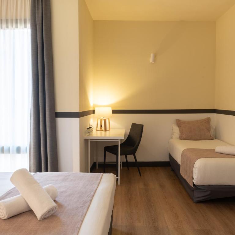 May Ramblas Hotel - Habitación Doble Superior con sofá - 1 o 2 camas - 5