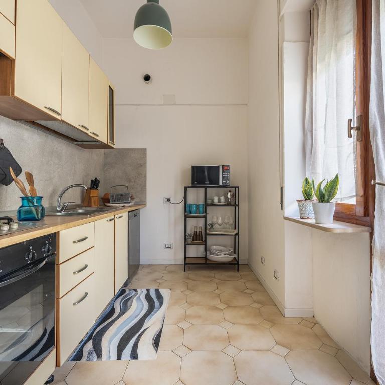 Casa Mila - Appartamento Standard con 3 Camere da Letto - 3