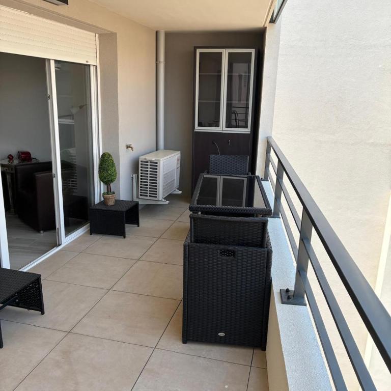 Newly build 2 bed Cap-Martin beach - 10mns from Monaco - Appartement 2 Chambres - 18