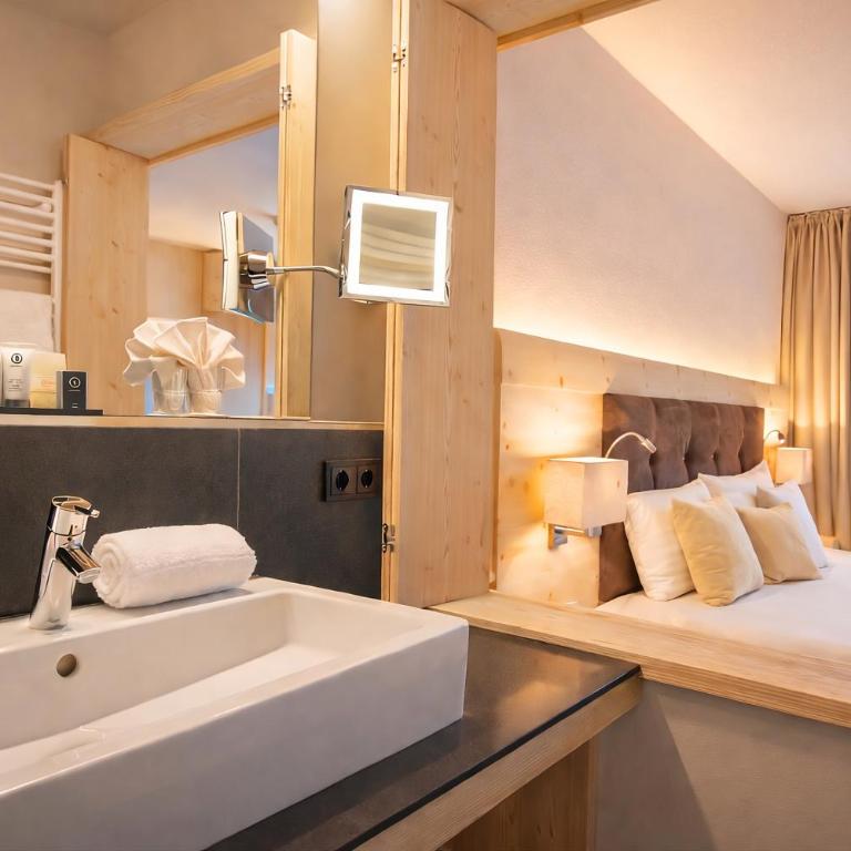 Alpin Juwel - Bio und Lifestylehotel - Superior Doppelzimmer - 4