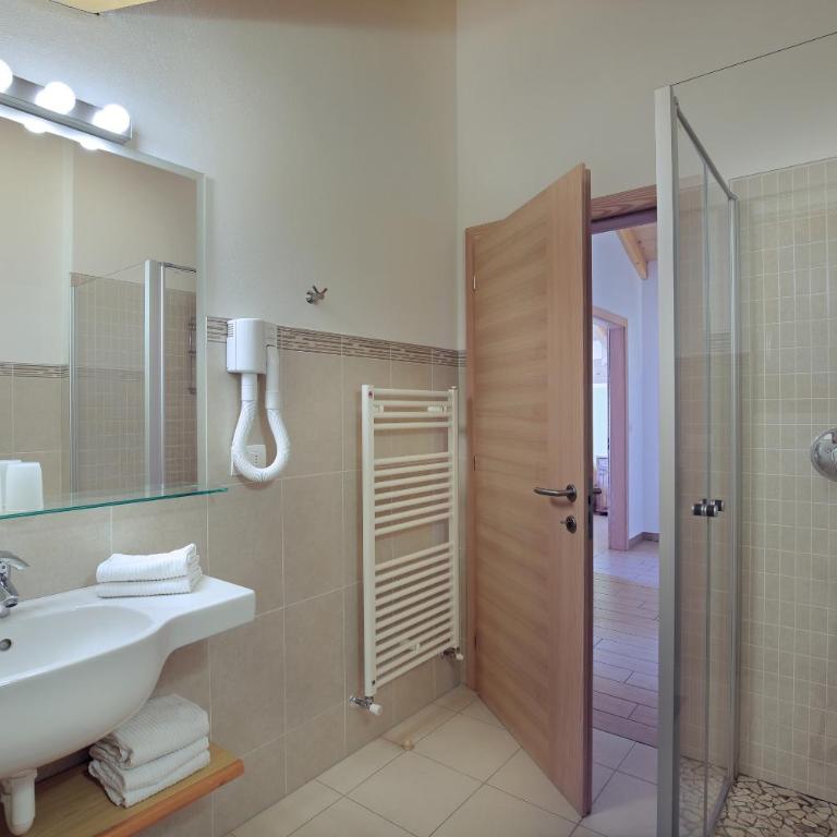 Villa Prafiorì - Appartamento con 2 Camere da Letto - 10