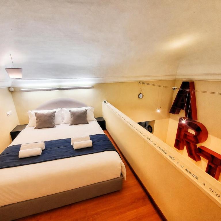 Pollaiuoli Lounge - Centro Storico, Movida e Acquario - Two-Bedroom Apartment - 9