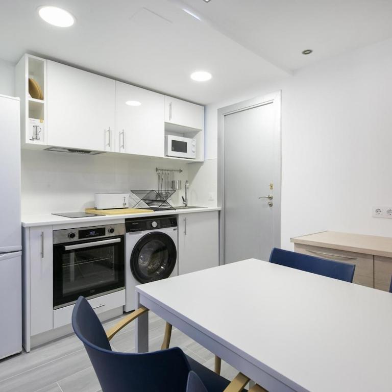 Winahost Lloret Venecia - Two-Bedroom Apartment - 22