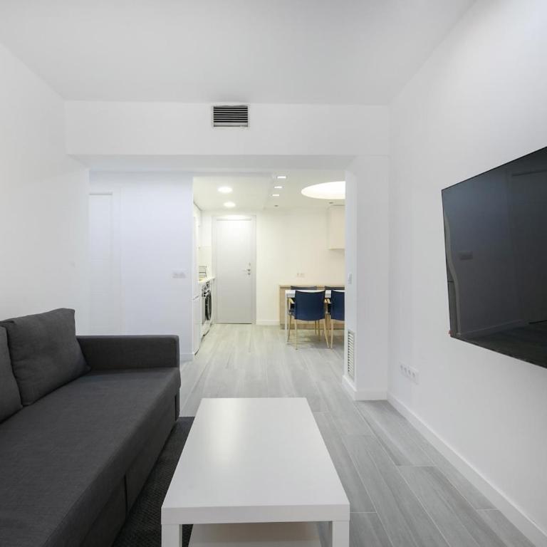 Winahost Lloret Venecia - Two-Bedroom Apartment - 24