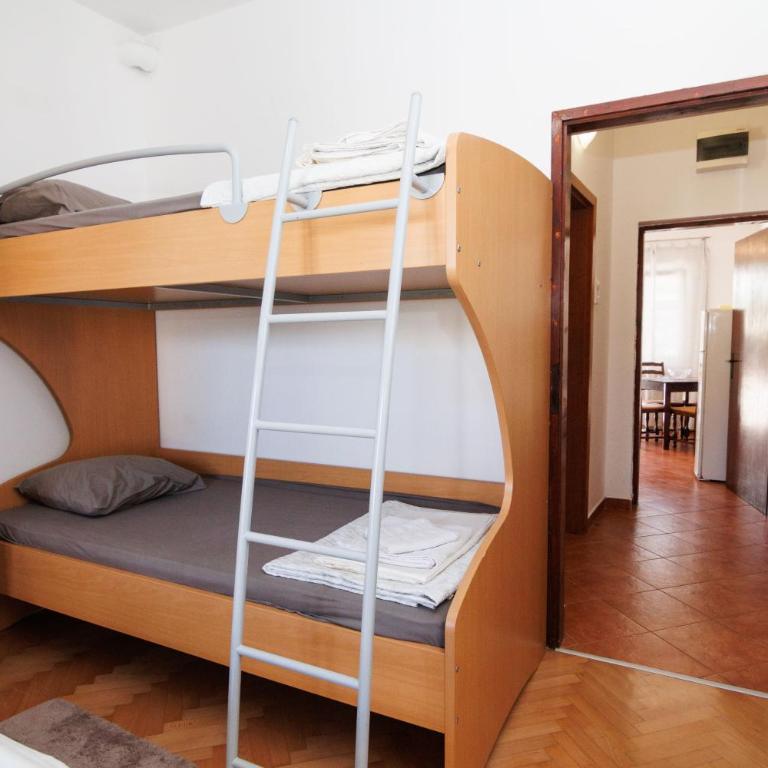 Apartments Stevo Nikočević - One-Bedroom Apartment with Terrace - 6