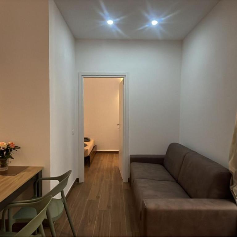 Guesthouse Via Del Teatro Station - Appartamento con 1 Camera da Letto - 5