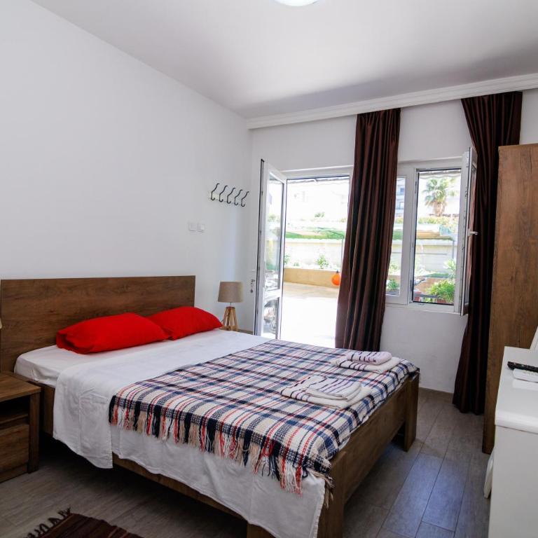 Apartments Stevo Nikočević - Double Room with Terrace - 5