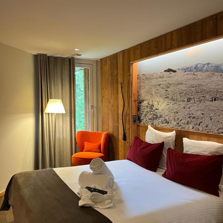 Hôtel LAPIAZ & Spa - FLAINE - Chambre Lit Queen-Size Deluxe - 4