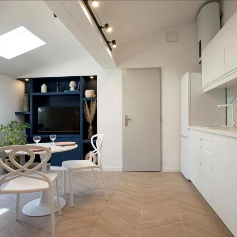 Cocon Voltaire - Arles centre historique - Apartment mit 1 Schlafzimmer - 2