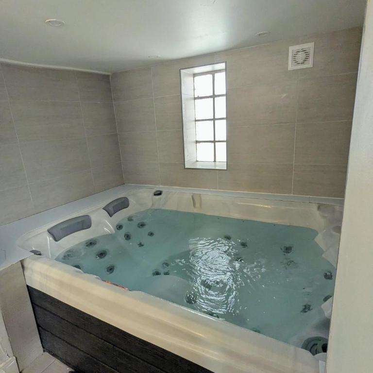Maison hyper centre Jacuzzi - Haus mit 2 Schlafzimmern - 42
