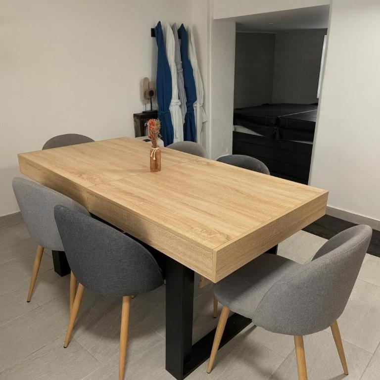 Maison hyper centre Jacuzzi - Haus mit 2 Schlafzimmern - 43