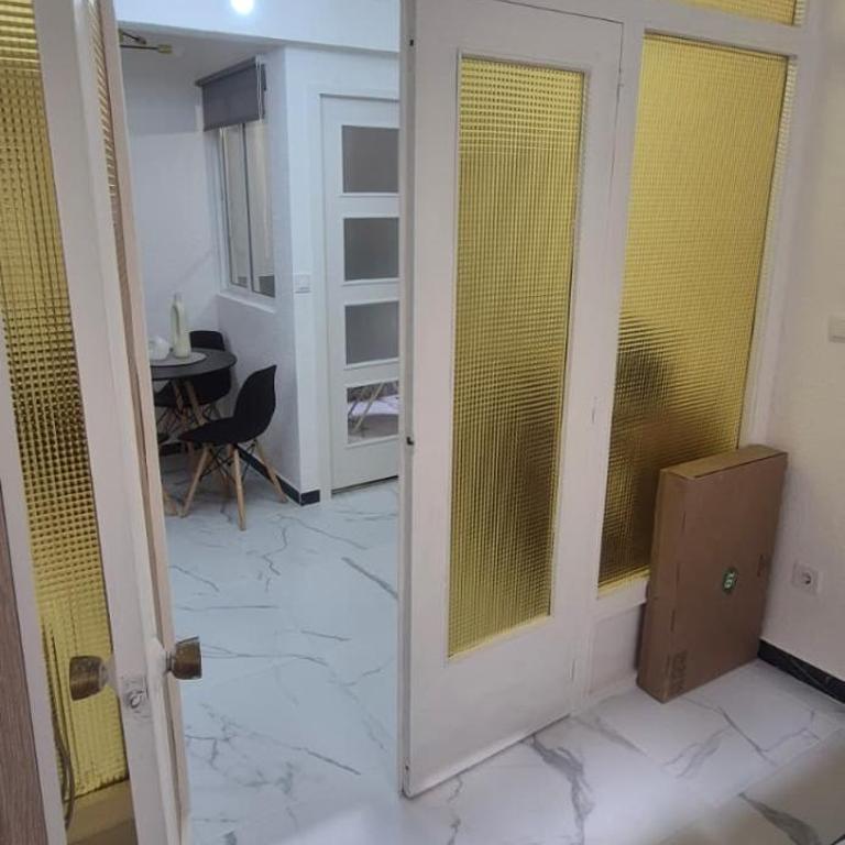 Renovated Studio Near Alicante City Center - Apartamento de 2 dormitorios - 11