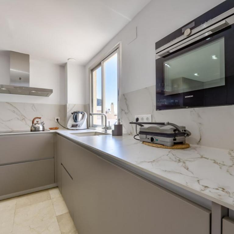 Miramar Penthouse Beachfront 30m2 Terrace by LG Home Conciergerie - Apartment mit 2 Schlafzimmern - 11