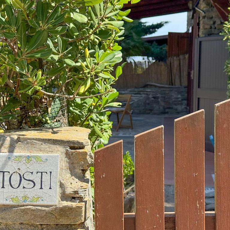 Relax at Lentischi - Private Veranda & BBQ by Host Hero - Appartamento - 38