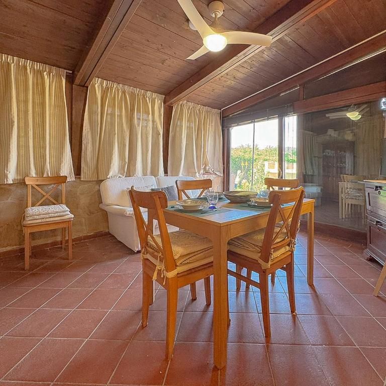 Relax at Lentischi - Private Veranda & BBQ by Host Hero - Appartamento - 24