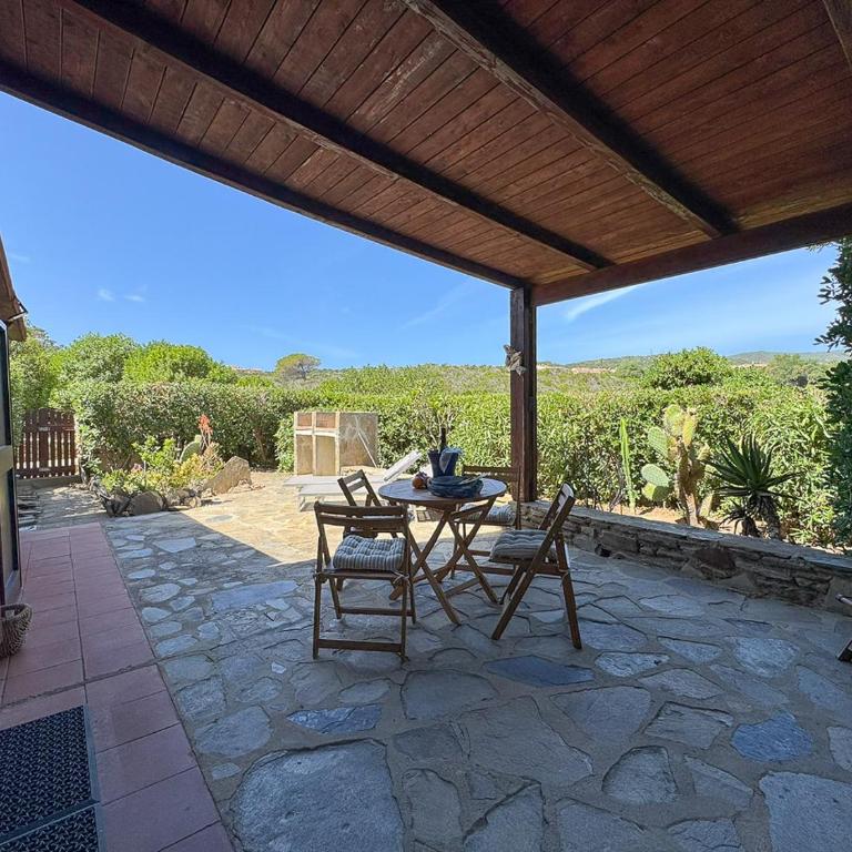Relax at Lentischi - Private Veranda & BBQ by Host Hero - Appartamento - 30