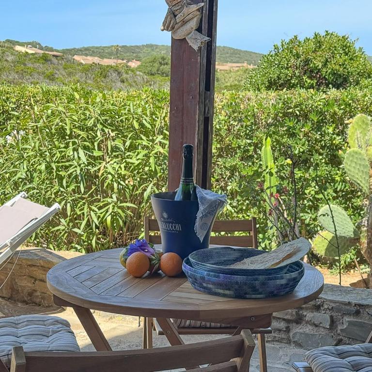 Relax at Lentischi - Private Veranda & BBQ by Host Hero - Appartamento - 4