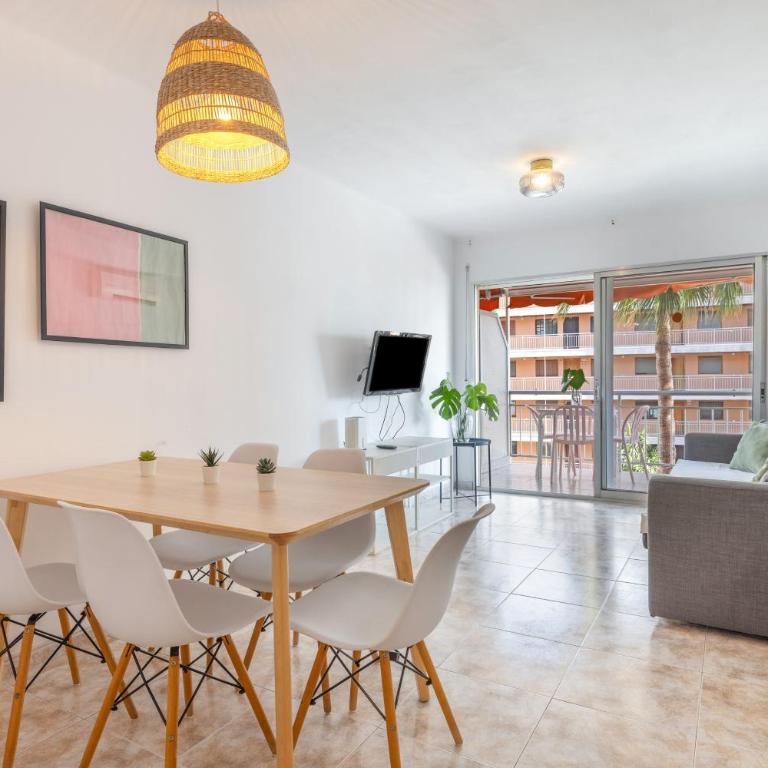 Miramar - Two-Bedroom Deluxe Apartment with Ocean View - 18