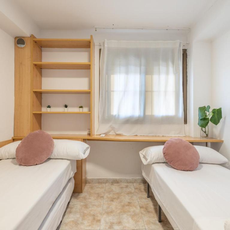 Miramar - Two-Bedroom Deluxe Apartment with Ocean View - 16