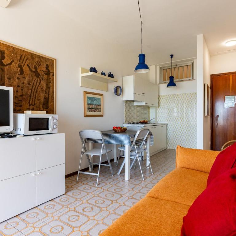Chimere - Appartamento con 1 Camera da Letto e Balcone - 5