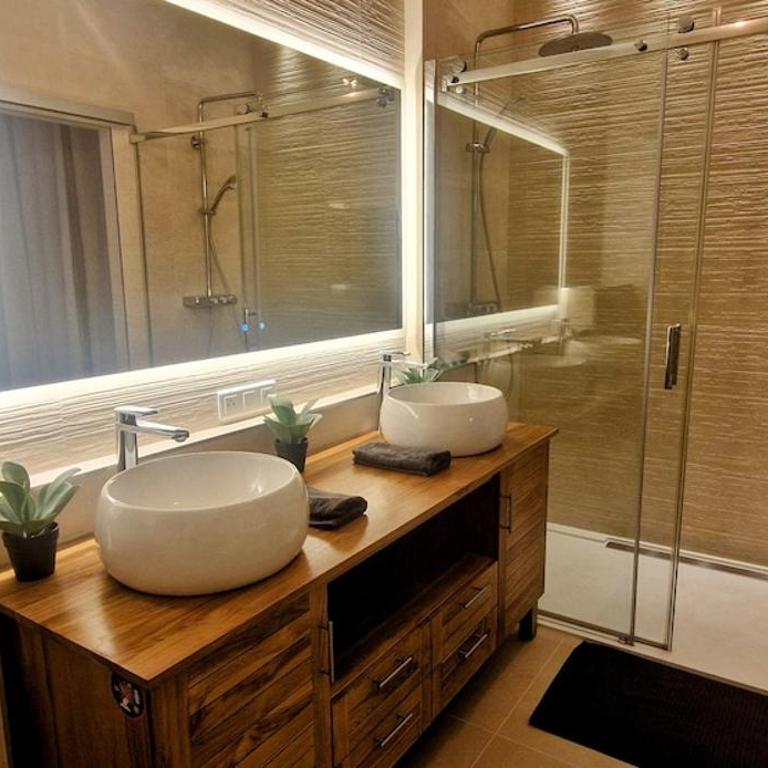 ESPRIT LOFT, Appartement d'Exception, 3 chambres, Jardin au Centre Ville, Climatisation - Apartment - 6