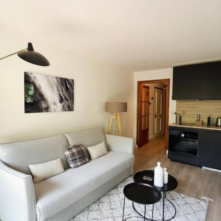 Apartment for 4 people Balcony Parking Close - Single Room - 4