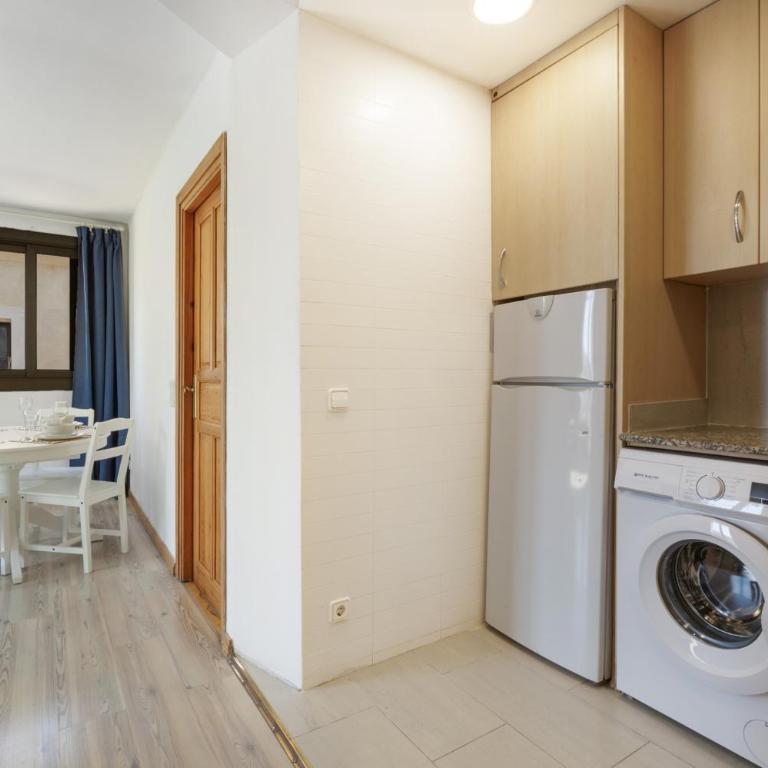 Felix Apartment - Apartamento Superior con vistas a la ciudad - 20