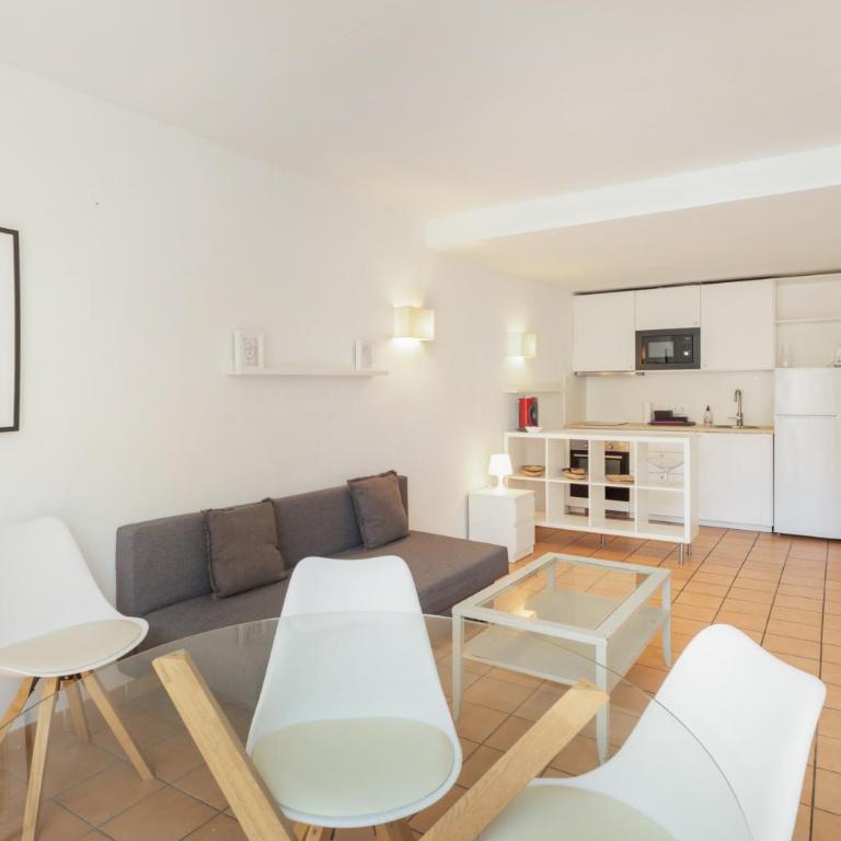 Apartamento Vista Alegre - Deluxe Apartment mit Balkon und 2 Schlafzimmern - 23