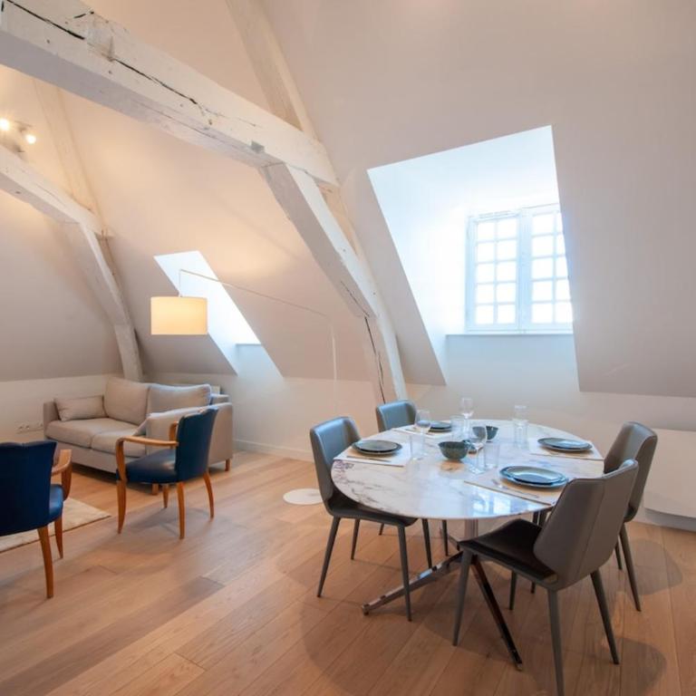 Le Martroi - Hypercentre avec vue - 55m 1 chambre - Appartement 1 Chambre - 2