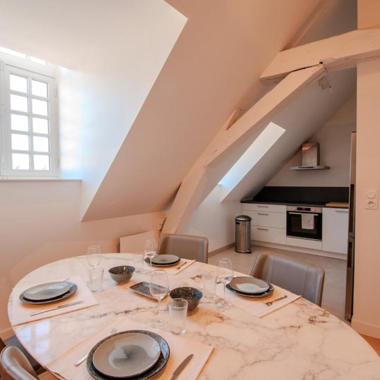 Le Martroi - Hypercentre avec vue - 55m 1 chambre - Appartement 1 Chambre - 20