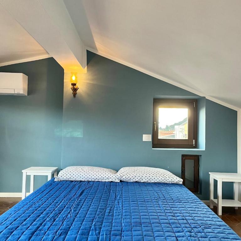 Uno scorcio nel blu - Appartamento con 2 Camere da Letto - 17