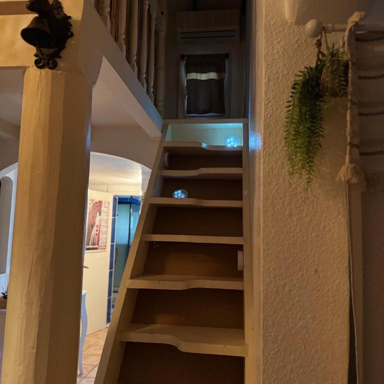 Le Mazet de la Sauvagine - Three-Bedroom House - 4