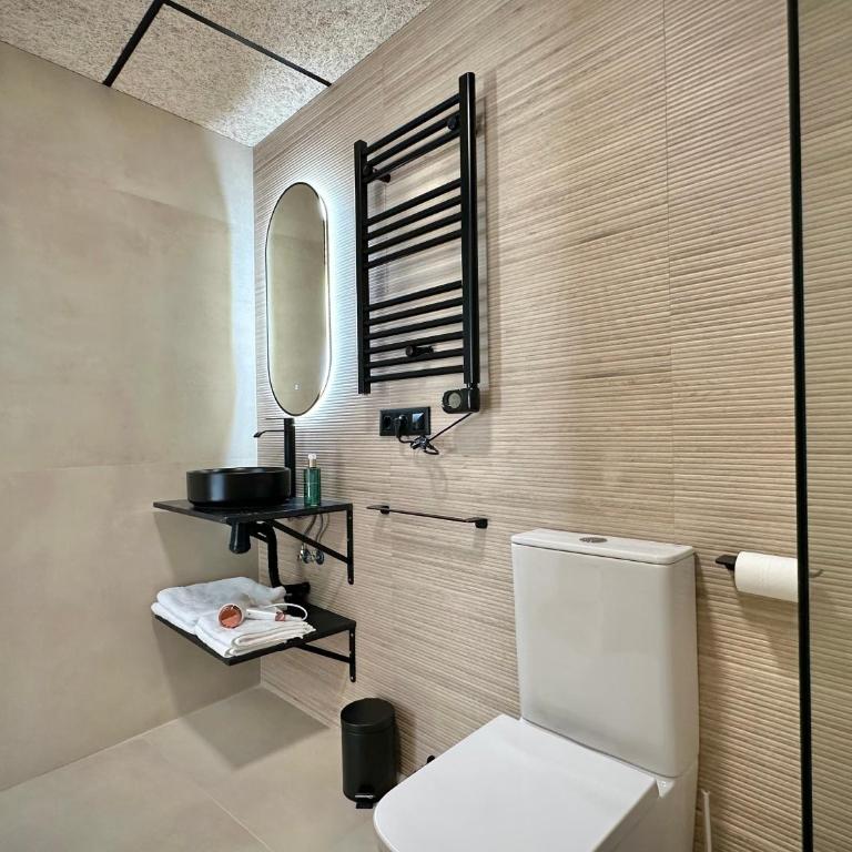 Akasa Rooms Estación - Habitación Doble Deluxe - 5