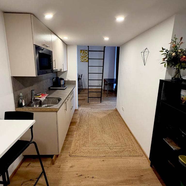 Microloft City Innsbruck - Apartment mit 1 Schlafzimmer - 3