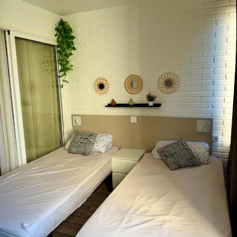 Home Boutique - One-Bedroom Apartment - 17