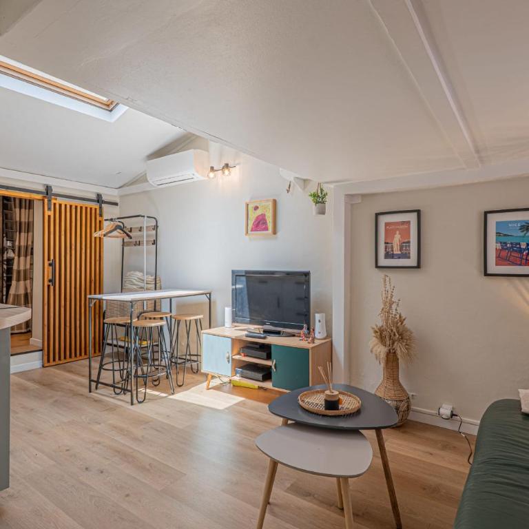 Loft lumineux climatisé Port & Vieux-Nice à pied - Apartment - 3