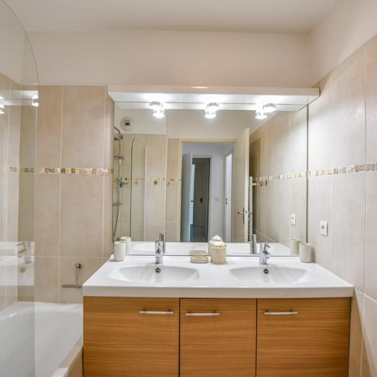 Appartement avec terrasse dans le Carré dOr - Appartement - 18