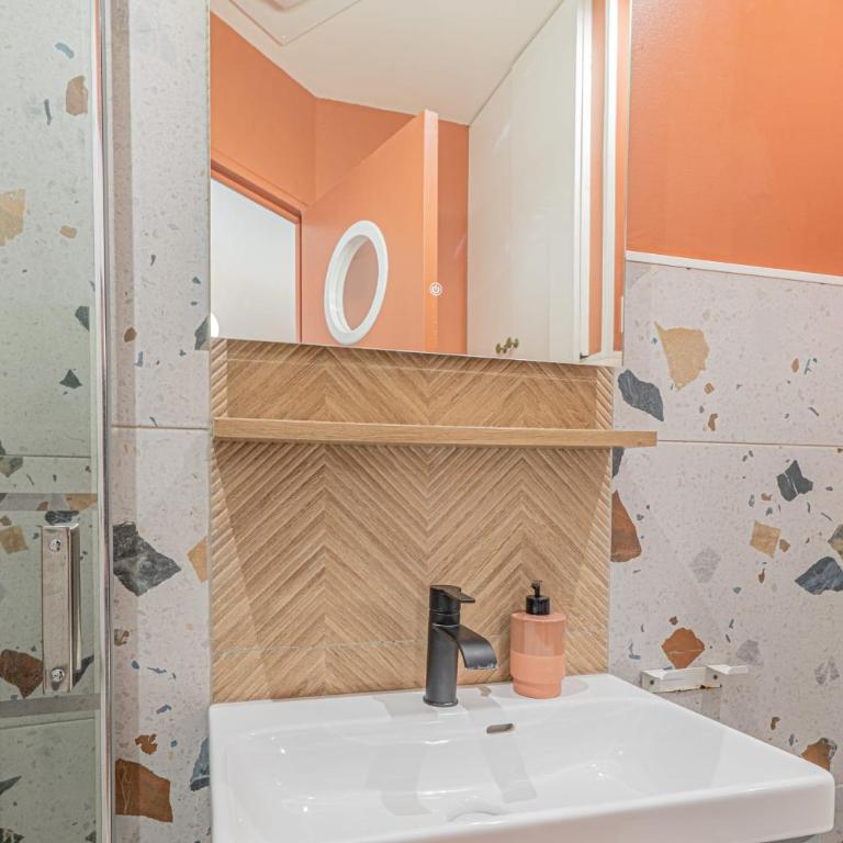 Studio lumineux Vieux-Nice à pied - Estudio - 12