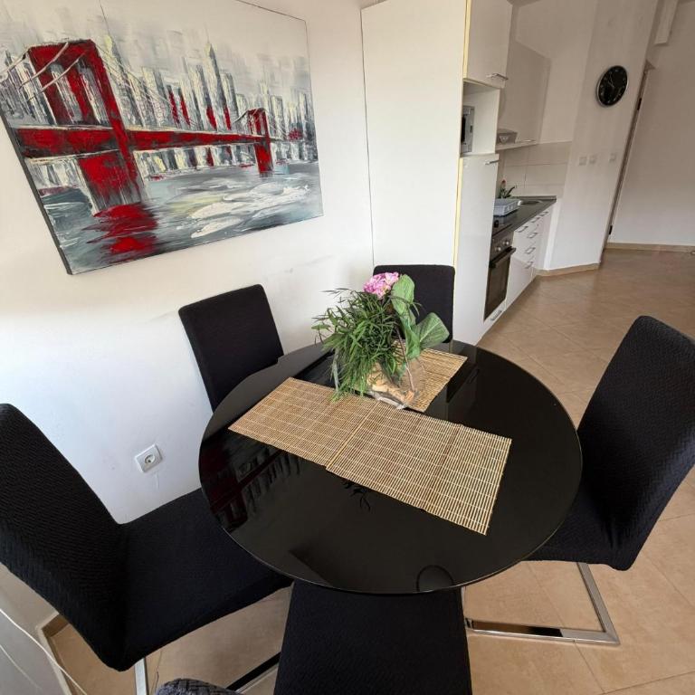 PRCPORTOapartmani - Apartment with Balcony - 1