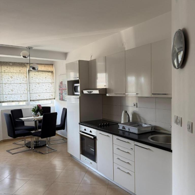 PRCPORTOapartmani - Apartment with Balcony - 3