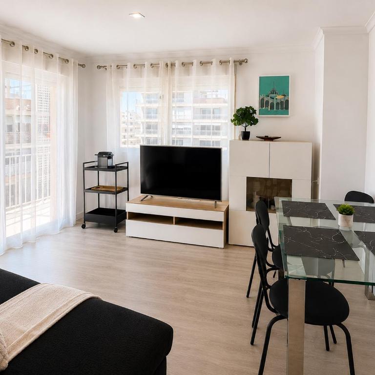 Brisa de Playa Gandía - 1 Min de la Playa - Apartamento de 2 dormitorios con balcón y vistas al mar - 3