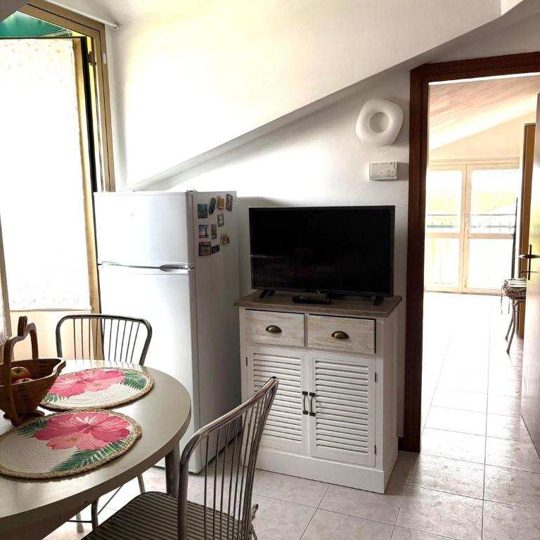 FOSCOLO Sunset House - Appartamento con 1 Camera da Letto con Balcone e Vista Città - 4