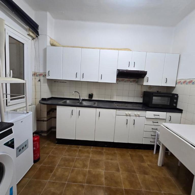 Habi1SF - One-Bedroom Apartment - 3